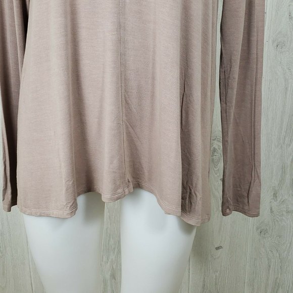 American Eagle Soft And Sexy Top Size L Ke… - Picture 3 of 8